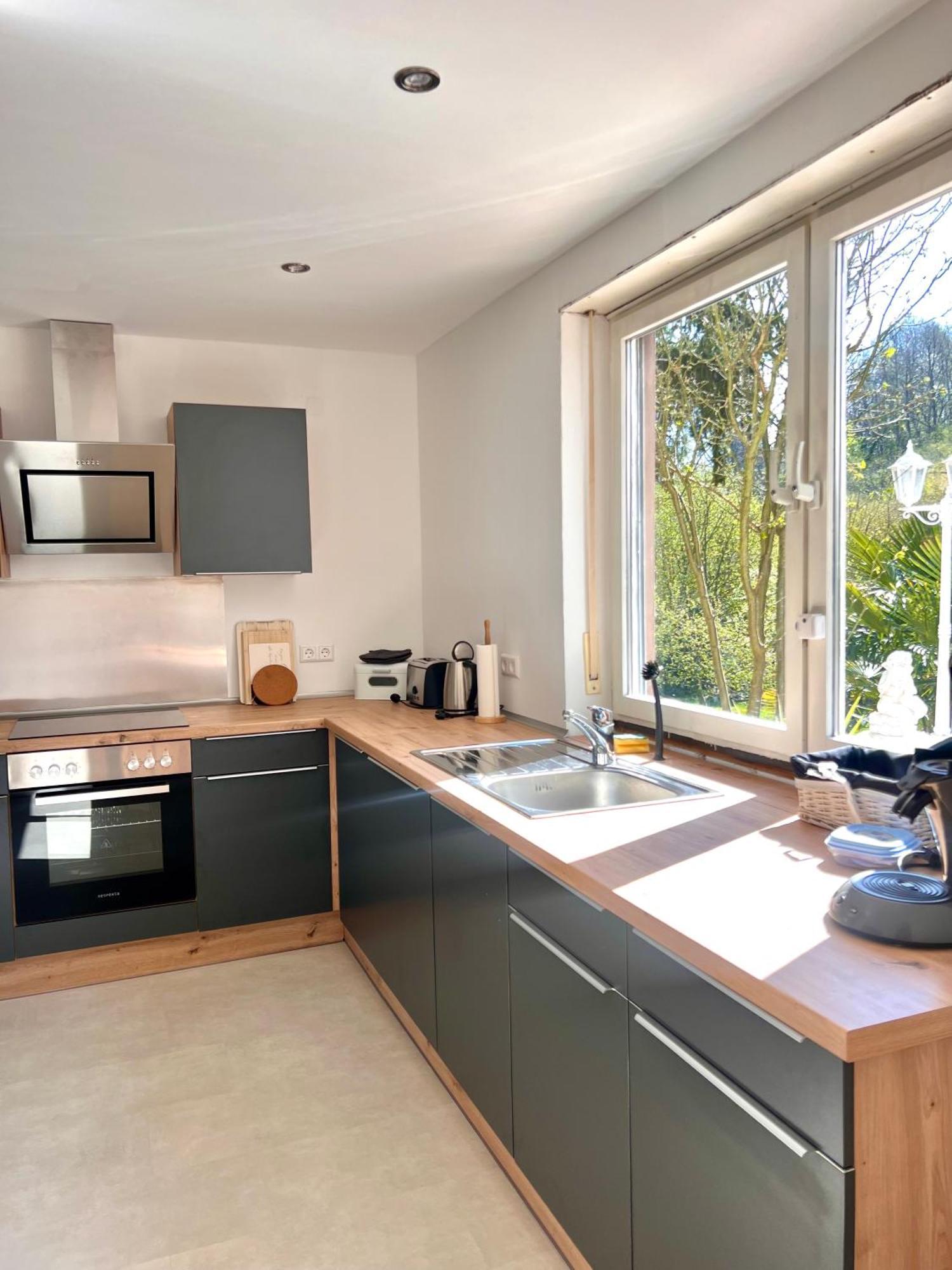 Privates Ferienhaus Mit Pool & Whirlpool Zentral In באד דירקהיים מראה חיצוני תמונה