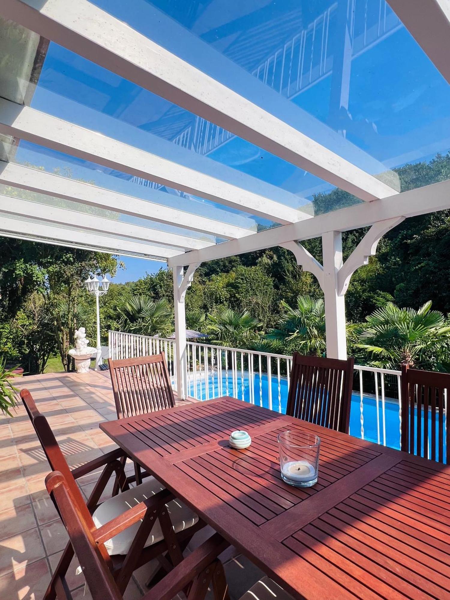 Privates Ferienhaus Mit Pool & Whirlpool Zentral In באד דירקהיים מראה חיצוני תמונה