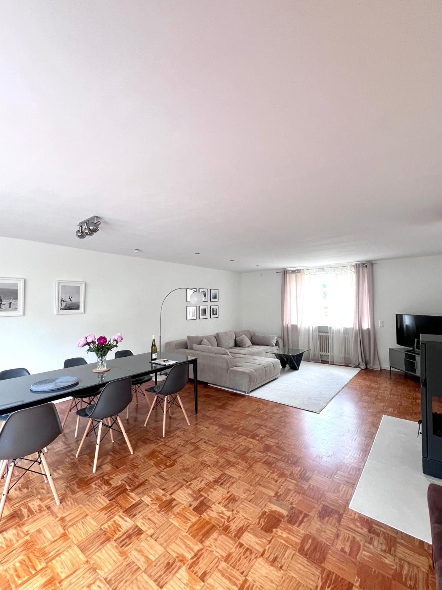 Privates Ferienhaus Mit Pool & Whirlpool Zentral In באד דירקהיים מראה חיצוני תמונה